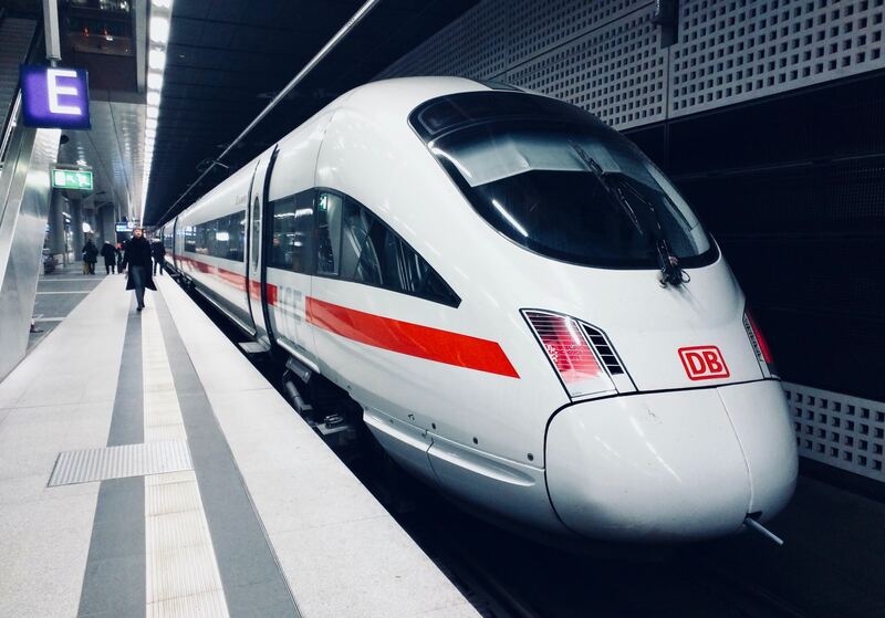 limpieza de trenes con ultrasonidos en mantenimiento ferroviario
